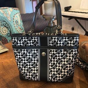 Coach Heritage Chelsea Tote - Vintage